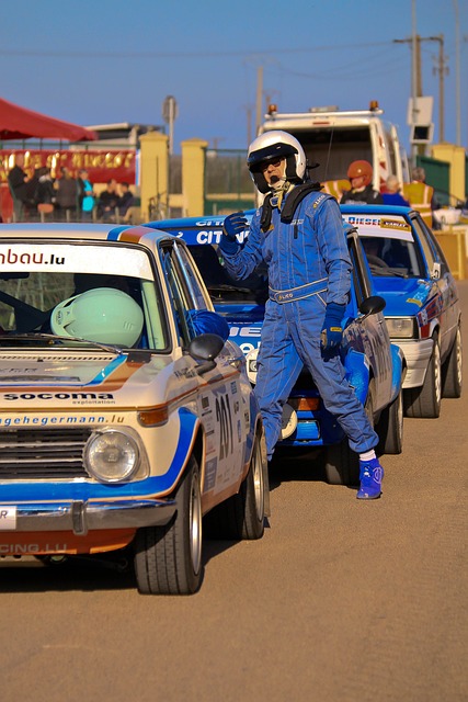 愿意接受较 愿意接受较